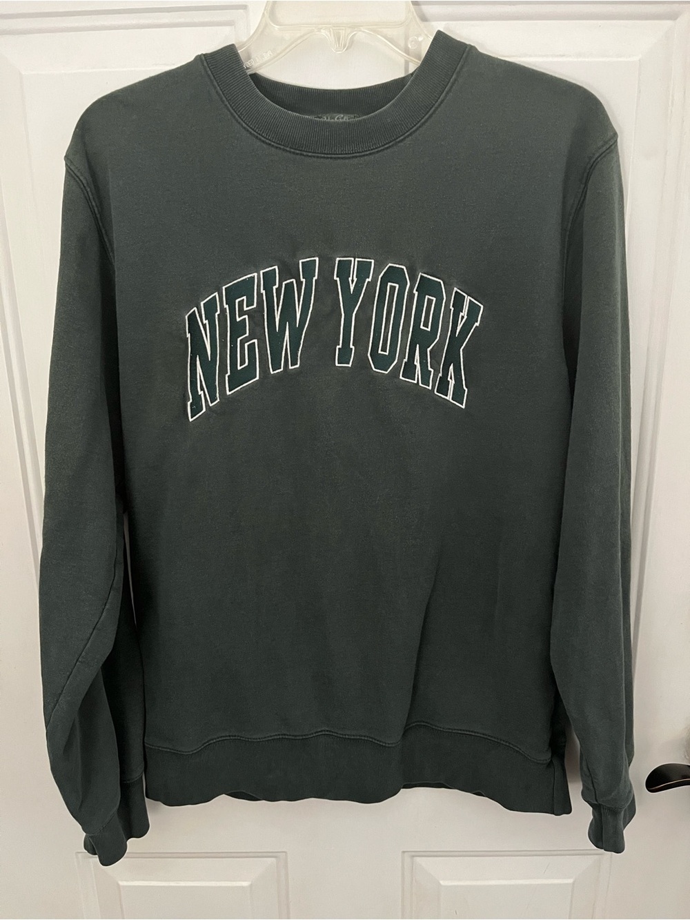 Brandy Melville (John Galt) Forest Green Graphic Sweatshirt